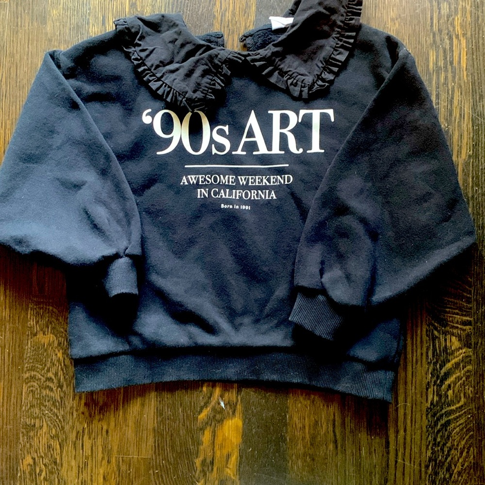 Zara sweatshirt with ruffled collar